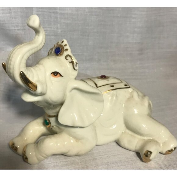 Elephant Figurine With Gemstone Accents Vintage Hand Painted Ceramic 5.5 x 4.25" - Picture 4 of 8